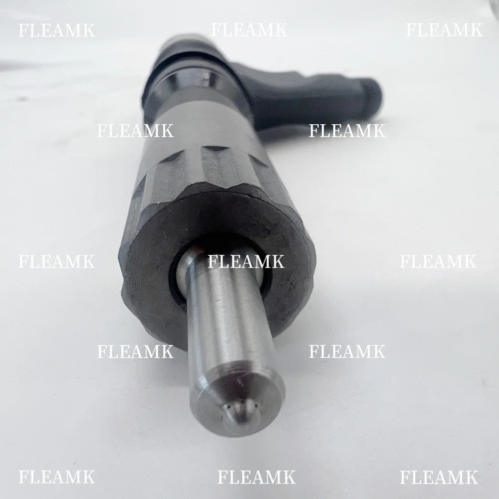 Diesel Fuel Engine Common Rail Injector 095000-8011 VG1246080051