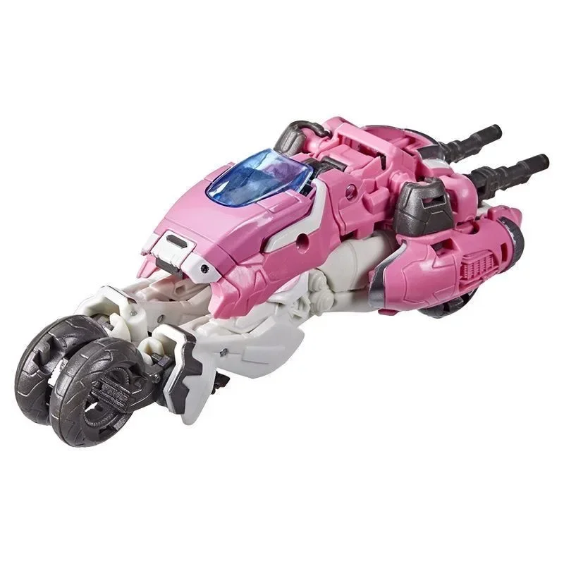 Original TAKARA TOMY Hasbro Transformers Studio Series SS85 Arcee Transformers รูปของเล่นรวบรวมเครื่องประดับรูปของเล่น