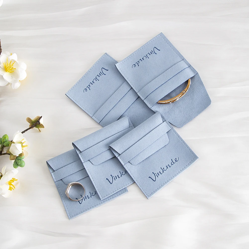 

Маленькие серьги, ожерелье, браслет, кольцо, бархатный конверт с клапаном, упаковочные сумки из микрофибры, индивидуальный логотип, сумка для ювелирных изделий, сумка для свадебного подарка