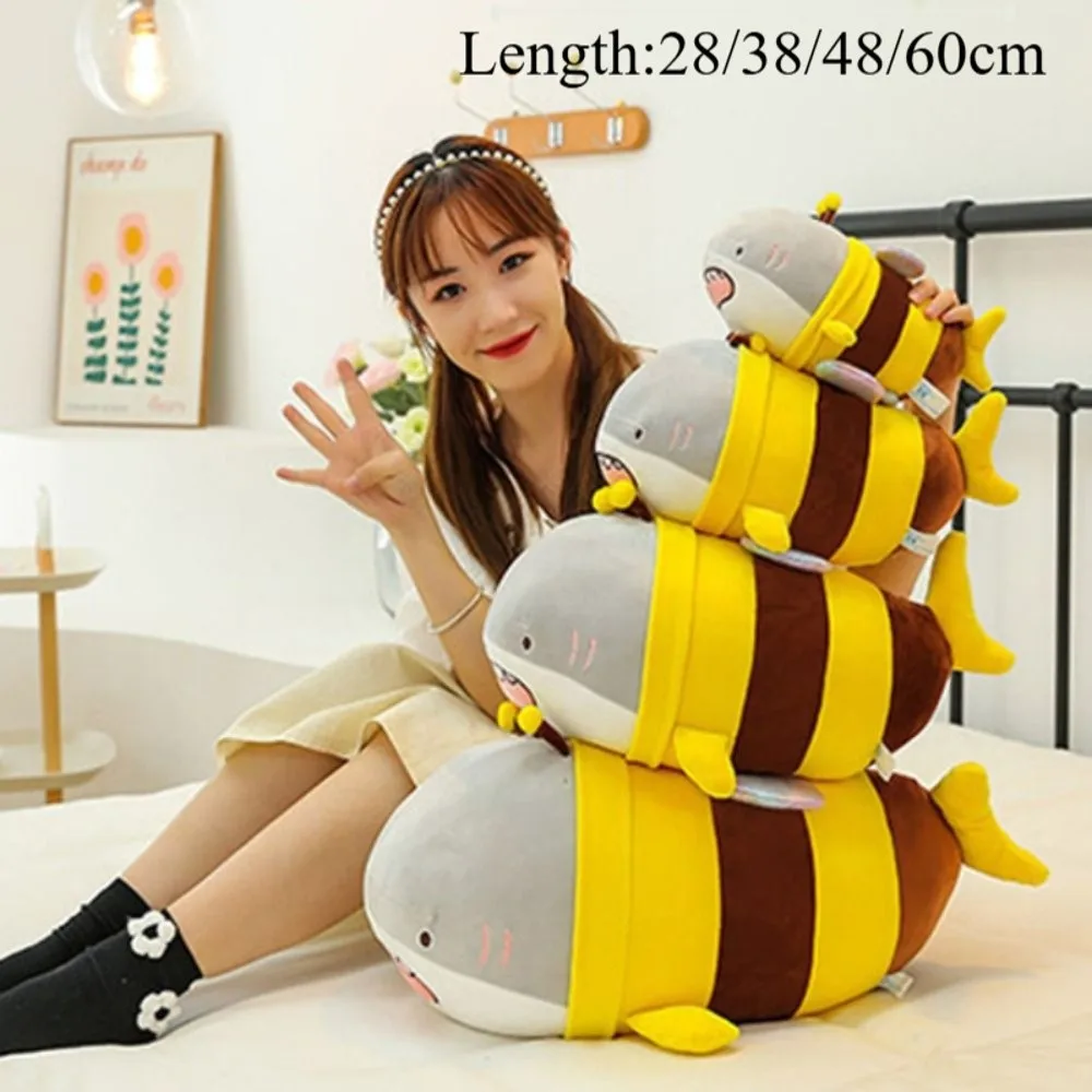 Criativo 28/38/48/60cm abelha travesseiro dos desenhos animados anime abelha oversized macio tubarão presente aniversário
