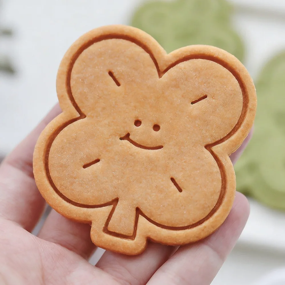 Lucky Four-Leaf Clover Cookie Cutters Biscuit Mold Stamp Kitchen Baking Pastry Bakeware Dessert Baking Supplies view 3
