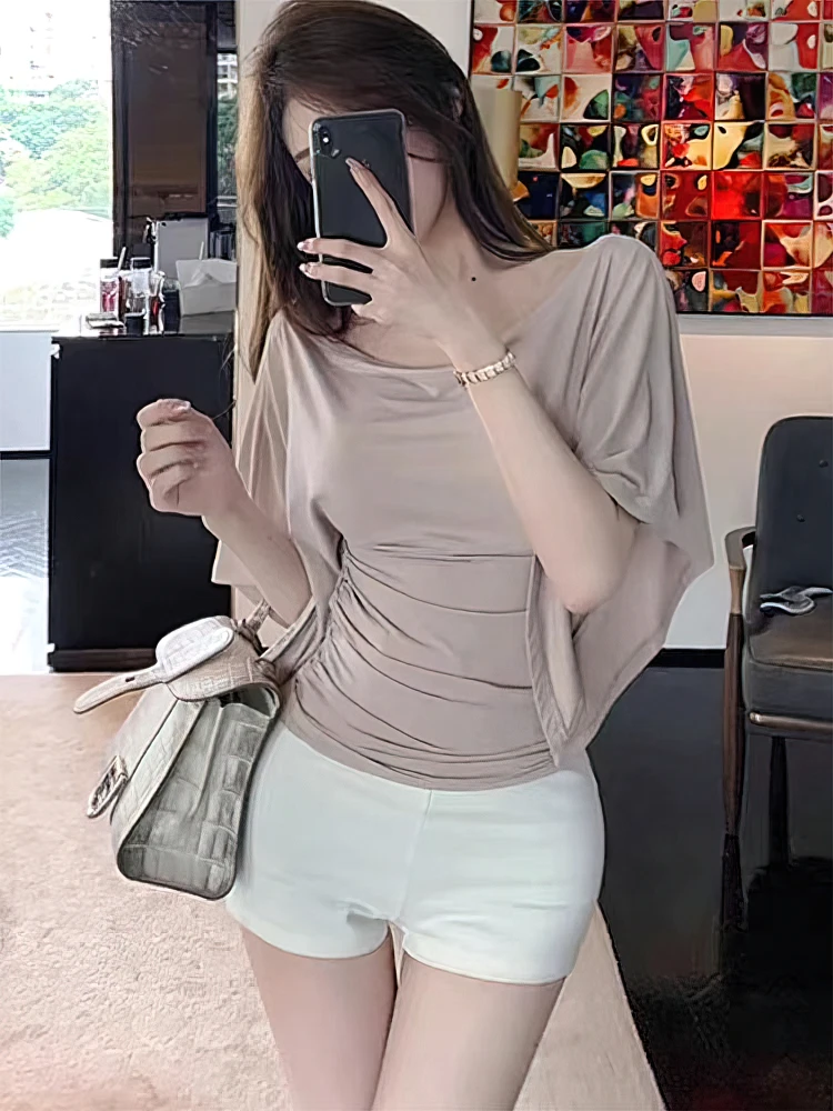 

Сексуальная летняя футболка с открытыми плечами для женщин, элегантный топ с рукавами «летучая мышь» и воротником-хомутом, корейский шик, облегающая футболка, женские топы, новинка 2025 года