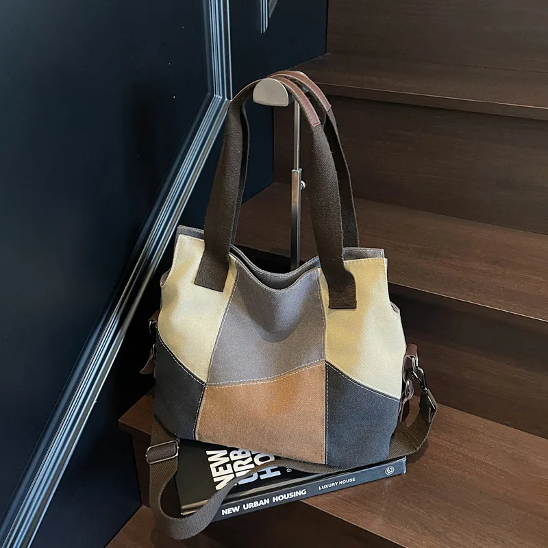 

Женская винтажная большая сумка с цветными блоками, вместительная лоскутная сумка через плечо, регулируемая сумка через плечо для повседневного и повседневного использования