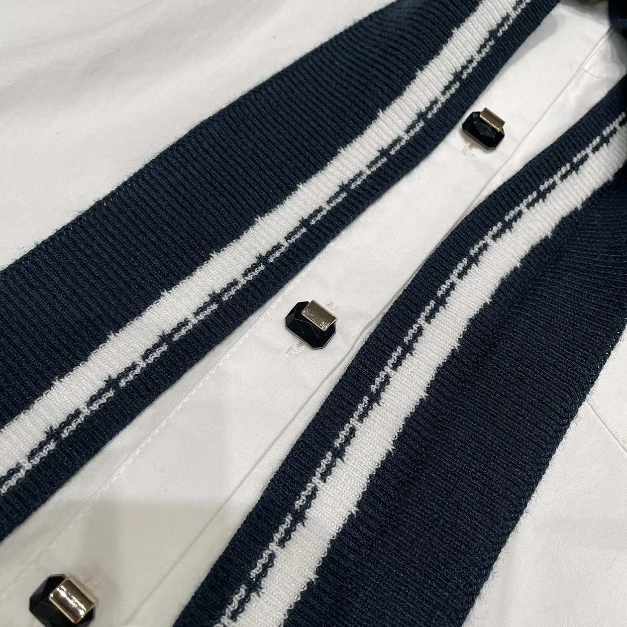 Top coreano de gama alta con empalme de cuello azul marino de punto para mujer, Top Faion Commute Sle Long Sve con cierre de botón Ciwalk