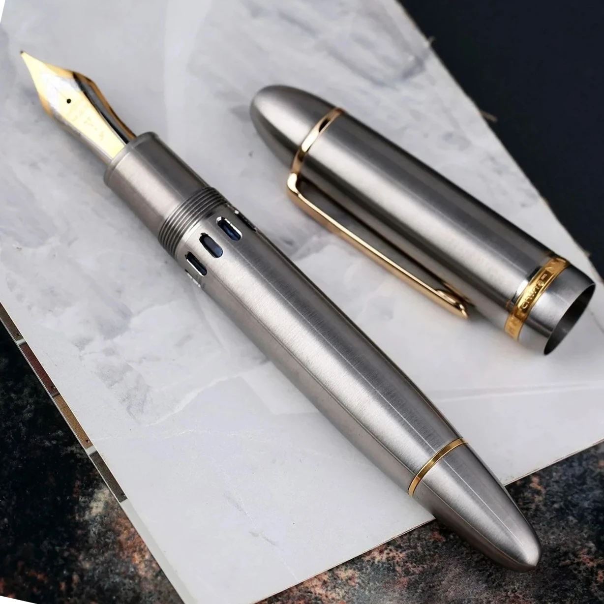 MAJOHN Ti136 Premium Titanium Alloy Piston Fountain Pen Metal Hammer Pattern Version EF/FM Fountain Pen Writing Gift Pens