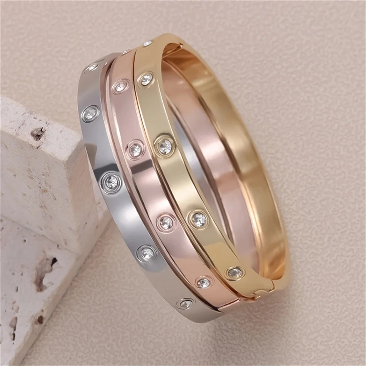 Stainless Steel Bracelets Woman Bangle Bangles for Woman Golden Love Crystal Wedding Feminina Luxury Jewellery Gifts