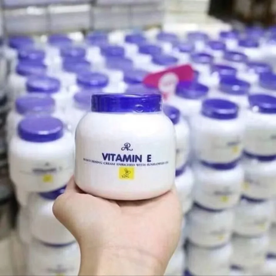 200ml Vitamin E Body Moisturizing Reduce Dryness Cracking, Wrinkles, Dullness Dark Spots, Bright White, Smooth And Soft Skin