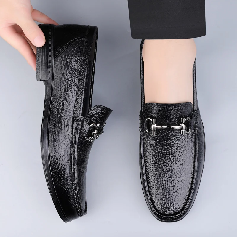 Men Casual Shoes Brand Genuine Leather Mens Loafers Moccasins Breathable Slip on Driving Shoes Cow Leather Business Formal Shoes