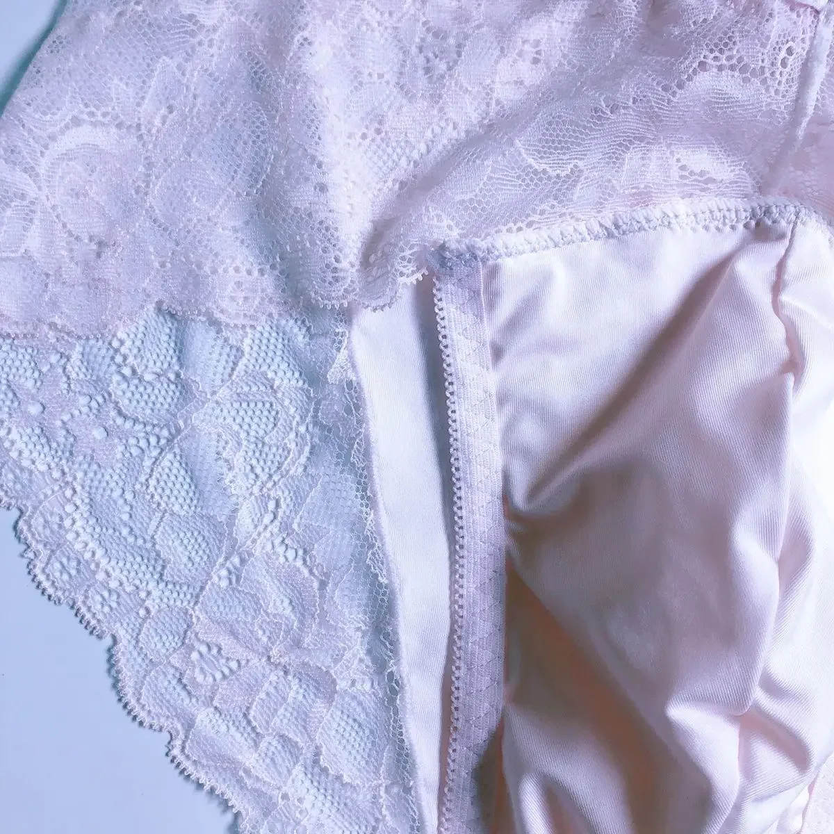 

Man's Sexy See Through Pink Lace Briefs Sissy Low Waist Panties Erotic Panty Private Party BF Gift