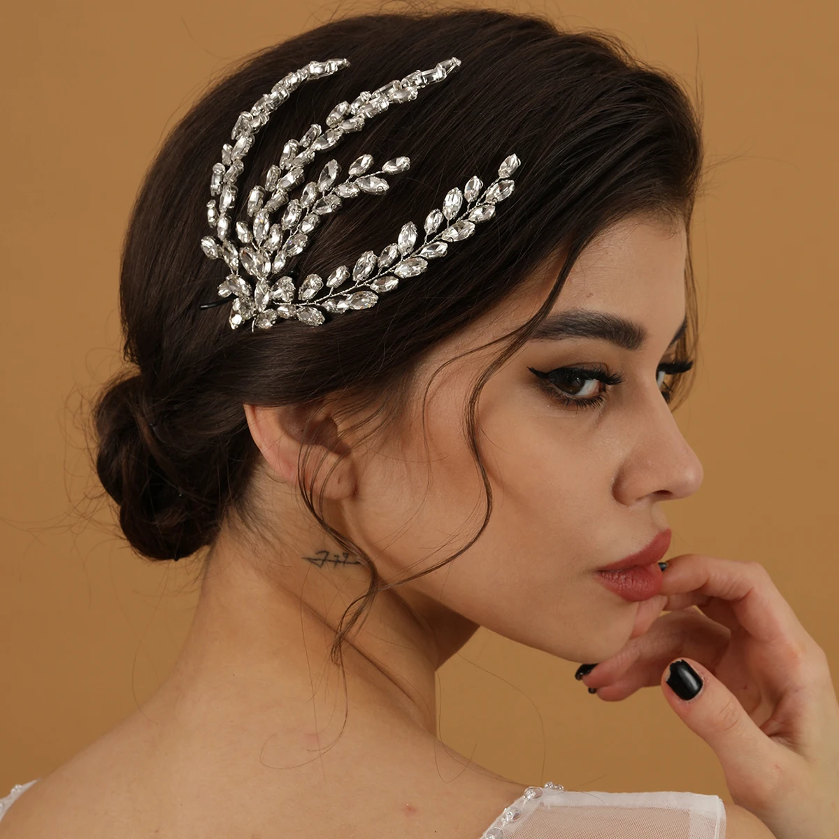 النساء اكسسوارات الشعر اليومية كريستال يترك الزفاف الزفاف الفضة اللون خوذة النساء غطاء الرأس مجوهرات