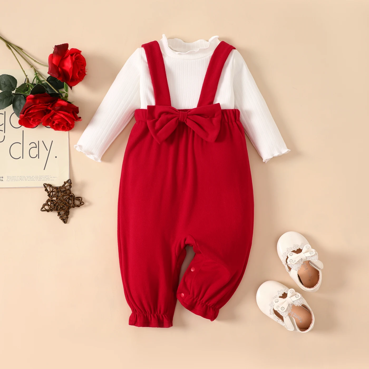 

PatPat 2pcs Baby Girl 95% Cotton Ribbed Ruffle Solid Long-sleeve Top and Bow Decor Overalls Set