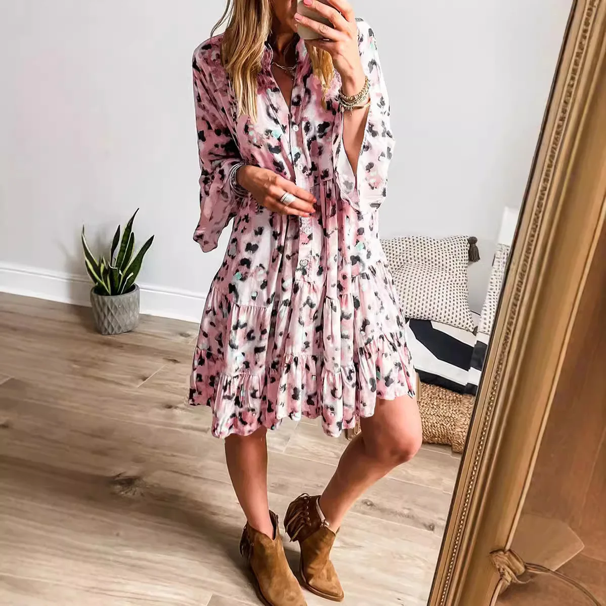 

Casual Printed Dress Women Fashion V-neck Single Breasted Flared Sleeves Loose Big Hem Midi Dress Elegant Vacation Style Dresses