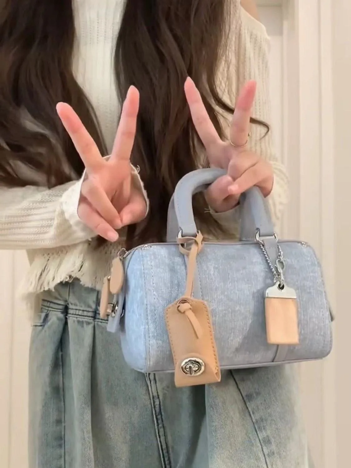 

2024 New Women's Denim oulder Crossbody Bag Pillow aped Handbag Soft Briti Sle Casual Faion Handbag CIREKJIE