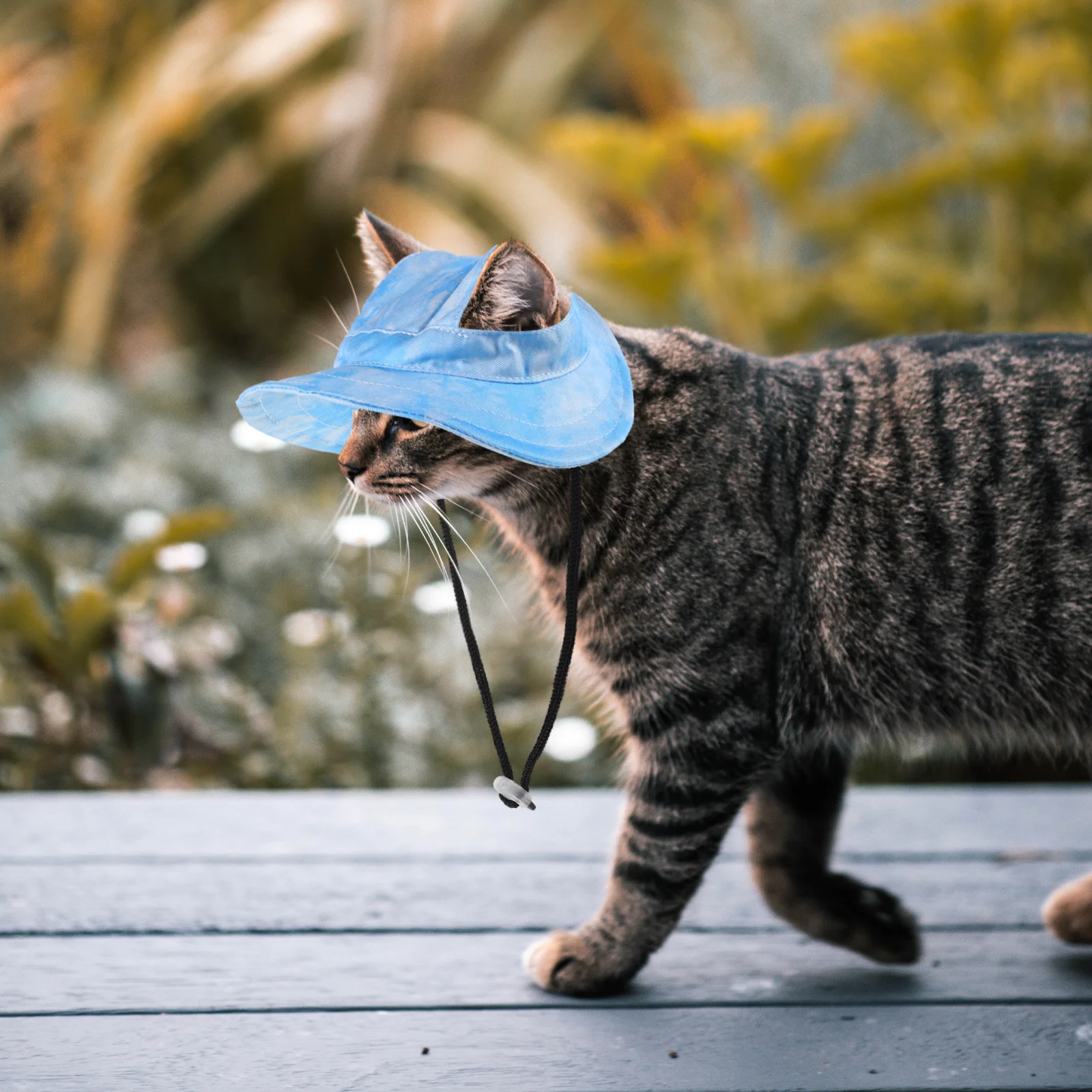 

Pet Sun Hat Adjustable Summer Cap Ear Holes 35Cm Head Circumference Uv Protection Fisherman Style for Small Dogs Cats Outdoor