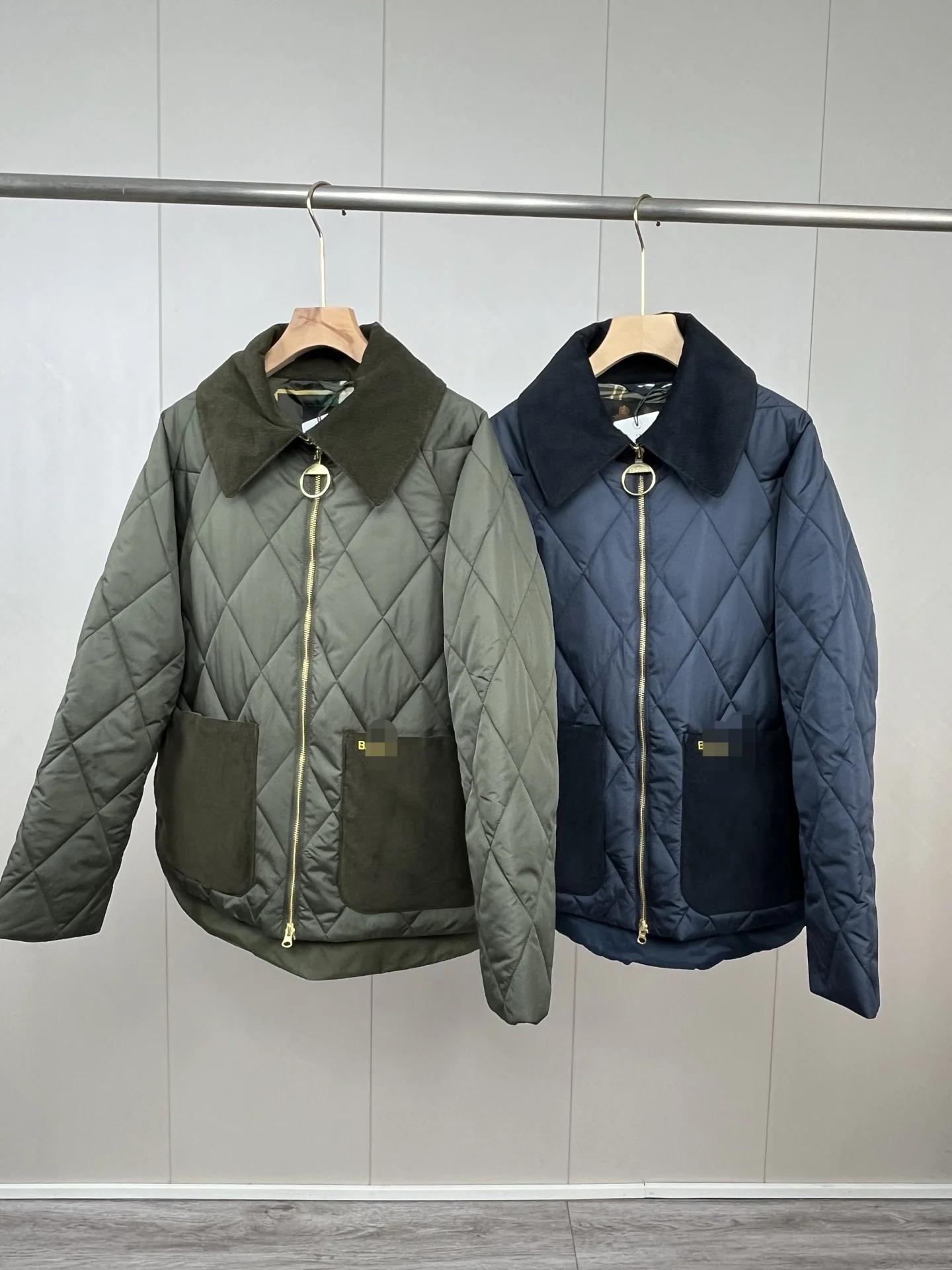 

Winter New Women's Outdoor Casual Sports Short Cotton Jacket Stand Collar Zipper Closure Color Commute Style Coat