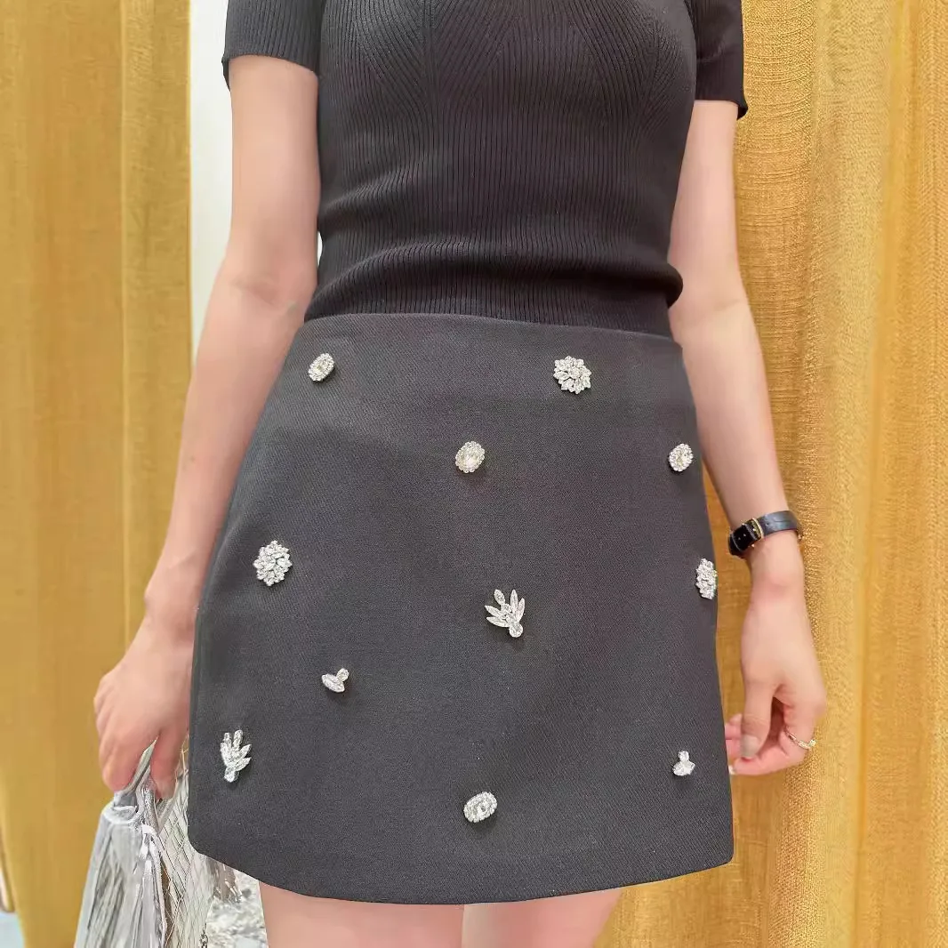 

Diamond black short high-quality M fashion A-line skirt 2024 early autumn new women's French style dress black mini skirts