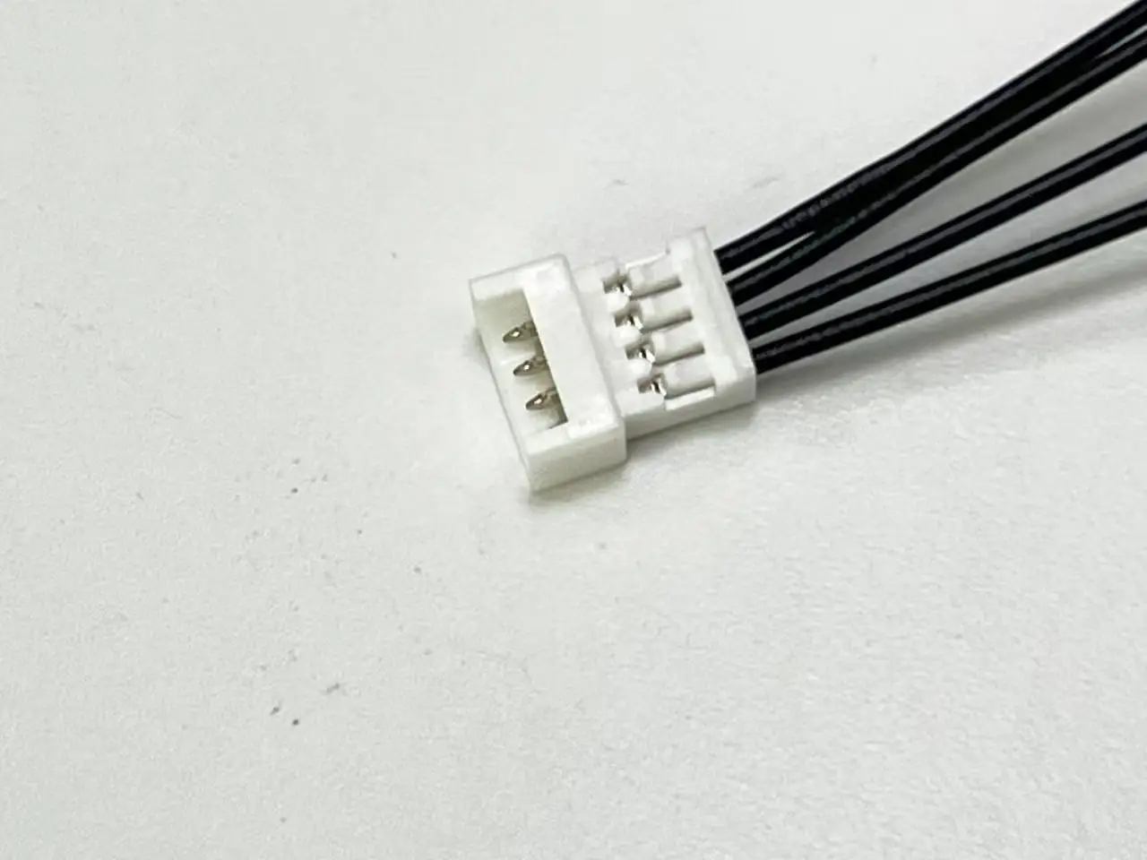 

510470400 Жгут проводов, Molex PicoBlade 1,25 мм, 51047-0400 Кабель вилки 4P, готовый к использованию, быстрая доставка