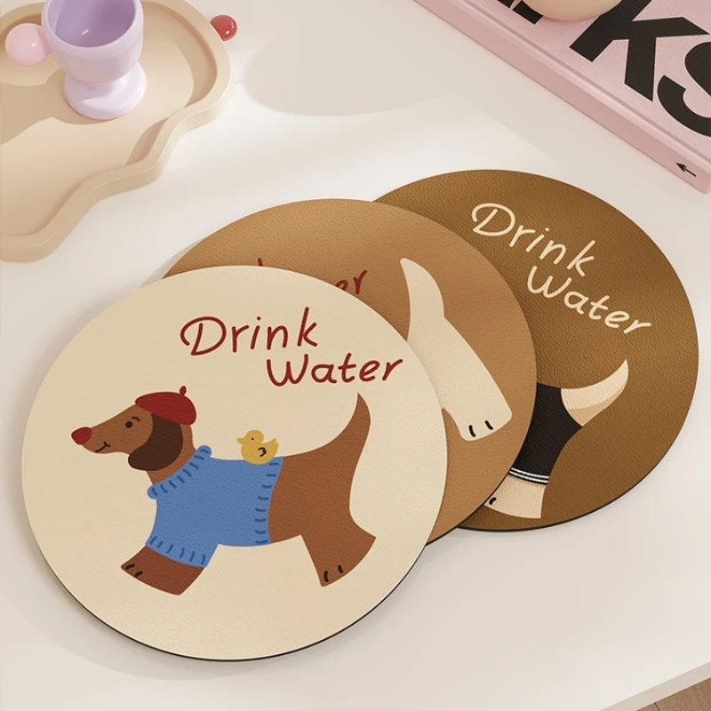 

Cute Dog Coasters Sausage Puppy Cup Mat Cartoon Anti-Slip Milk Mug Coaster for Kitchen Table Cup Mats Diatomaceous Bowl Mat 1PC