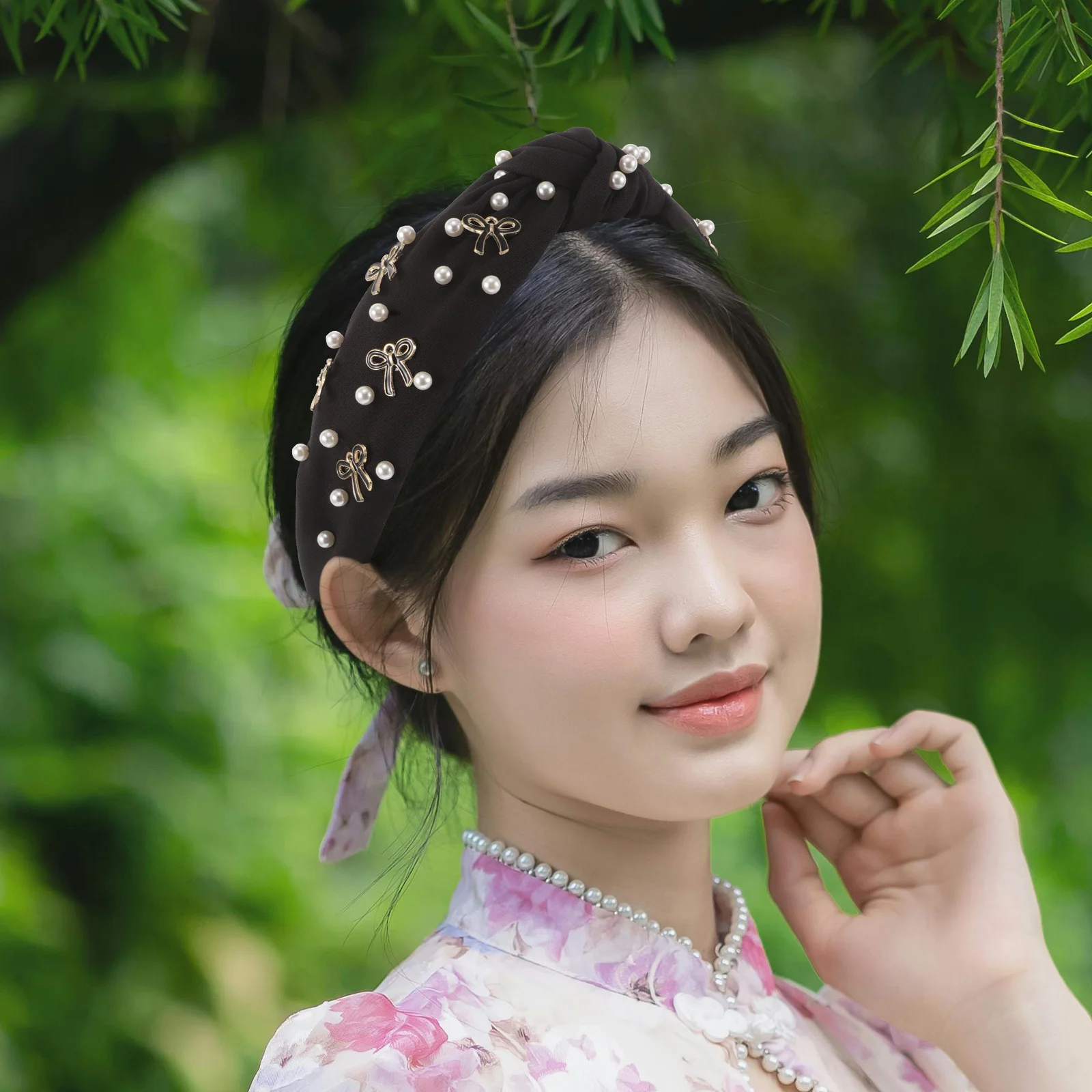 

Vintage Style Wide Bow Headband Pearl Hair Hoop Elegant Retro Hair Accessories Wedding Party Daily Wear Pearls Fashion Headband