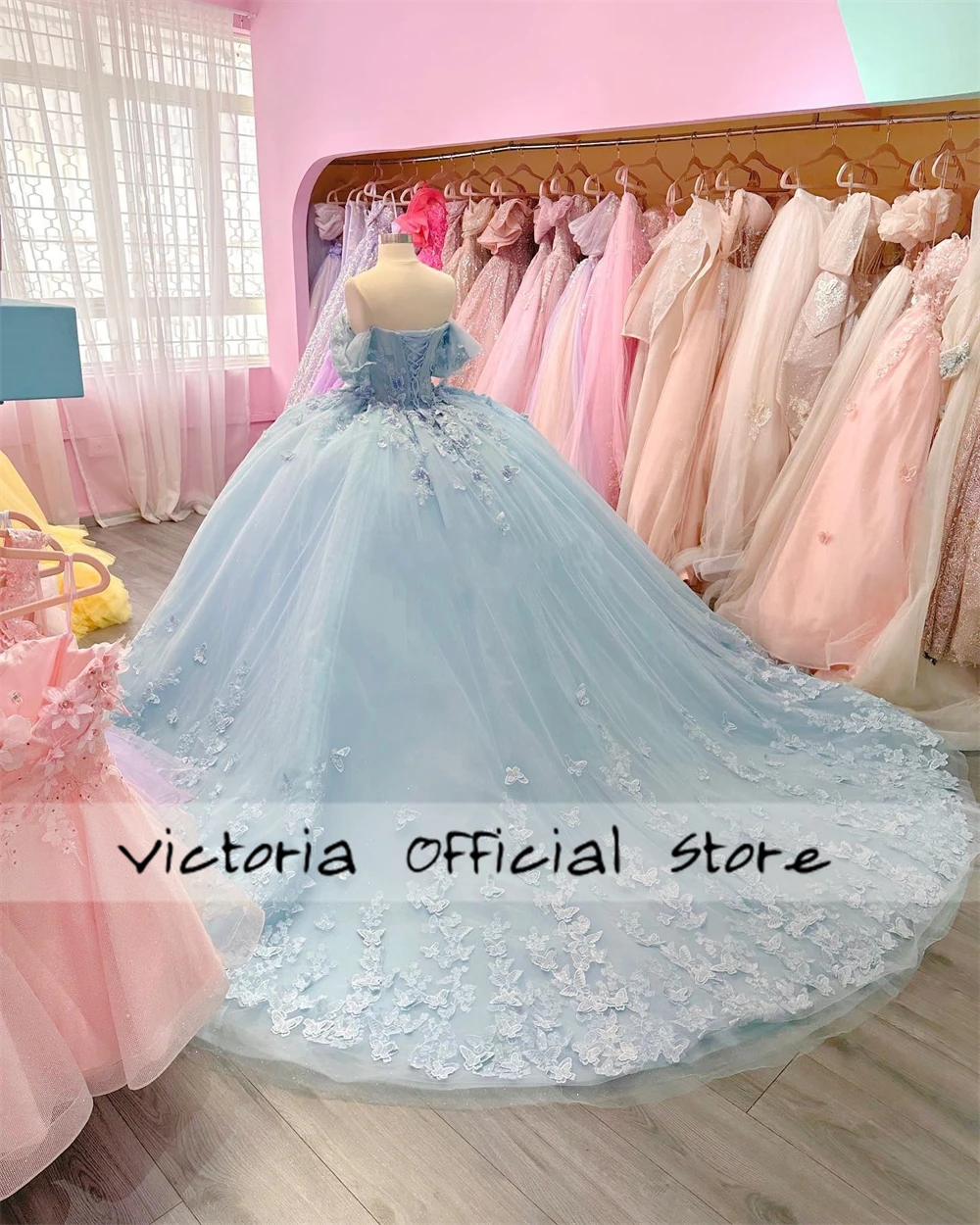 Beautiful Baby Blue Princess Quinceanera Dresses Beaded Lace Applique Ball Gown 15 Years Old Dress For Birthday Party Customized