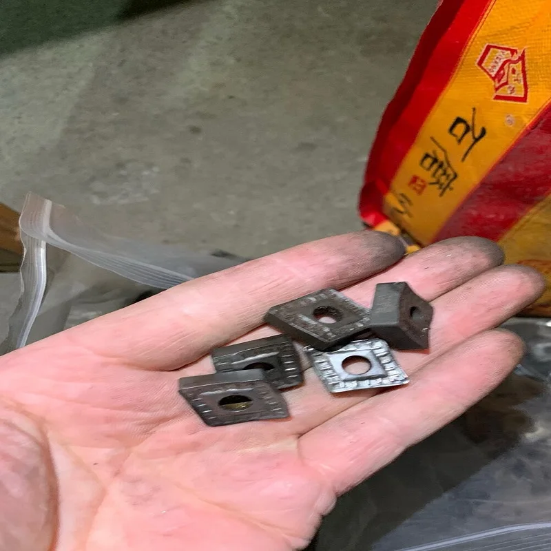 

Hard alloy cutting blades CNMG160612-PM 4225