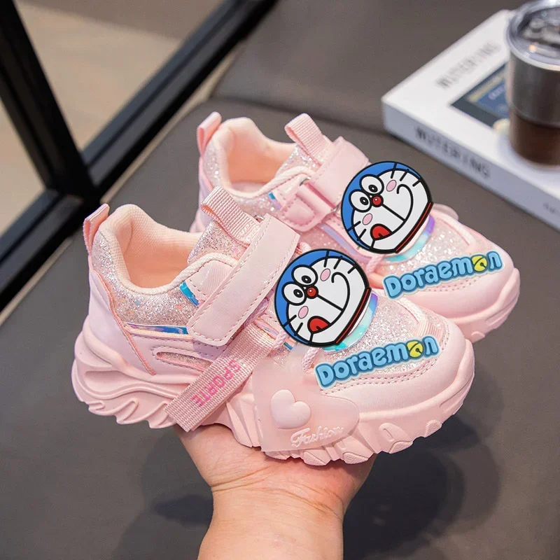 Scarpe sportive per bambini Scarpe da corsa per bambini per ragazzi Doraemon Primavera e autunno Scarpe da ginnastica antiscivolo con suola morbida Scarpe casual per ragazze