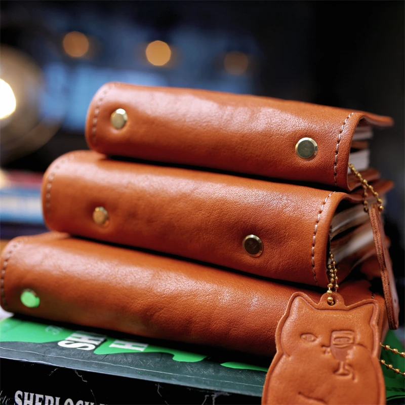 Spot 2025 head layer cowhide cartoon cat loose-leaf handbook m5A7 notebook multi-functional travel stamp book