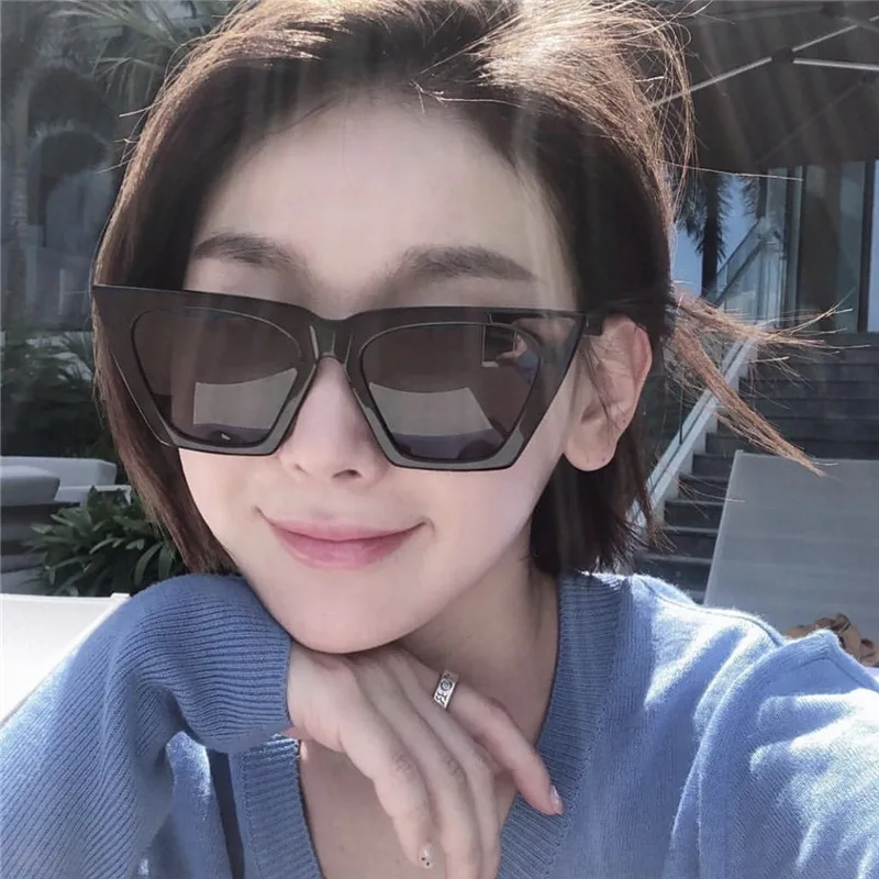 

2026 Fashion Cat Eye Sunglasses Women Vintage Trendy Personality Streetwear Party Shades Anti-Blue Light Sun Glasses Glasses