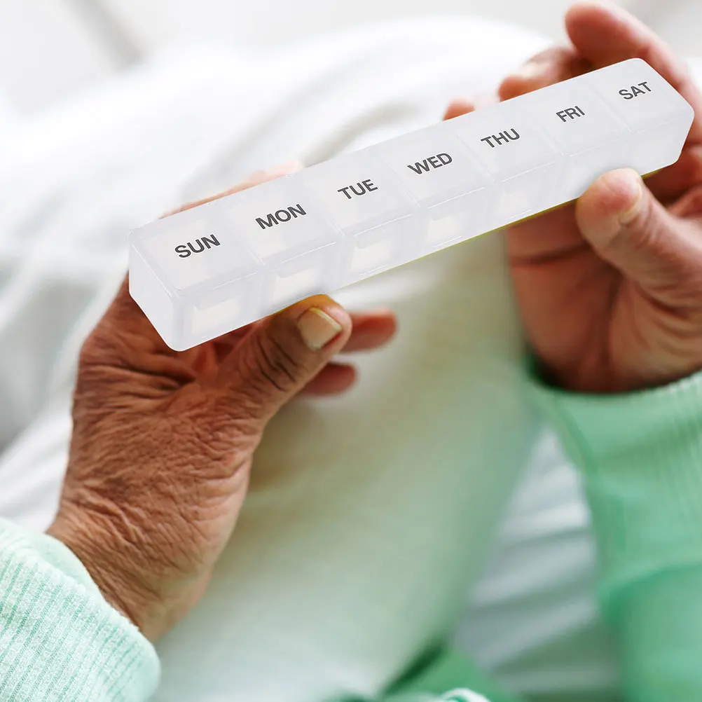 

2Pcs Portable Weekly Medicine Storage Case 7 Day Pill Organizer Airtight Lock Travel Container Holder for Meds Organizer