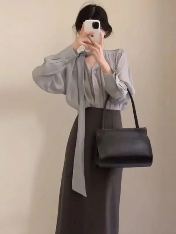 

Elegant Fashionable Shirt Skirt Set Salt Series Maturity Spring 2026 Whole Outfit OOTD Comfortable Cotton Long Sleeve V-Neck