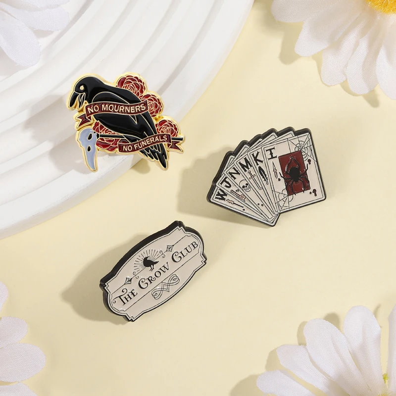 The Crow Club No Mourners No Funerals Brooch Enamel Pins Punk Gothic Spider Skull Poker WJNMK Brooches Lapel Badge Jewelry Gifts