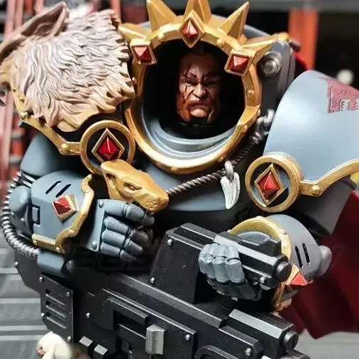 

【In Stock】JOYTOY Warhammer 40K Space Wolves Legion PraetorHvarl Red Blade 1/18 Action Figure Model Toy Gift