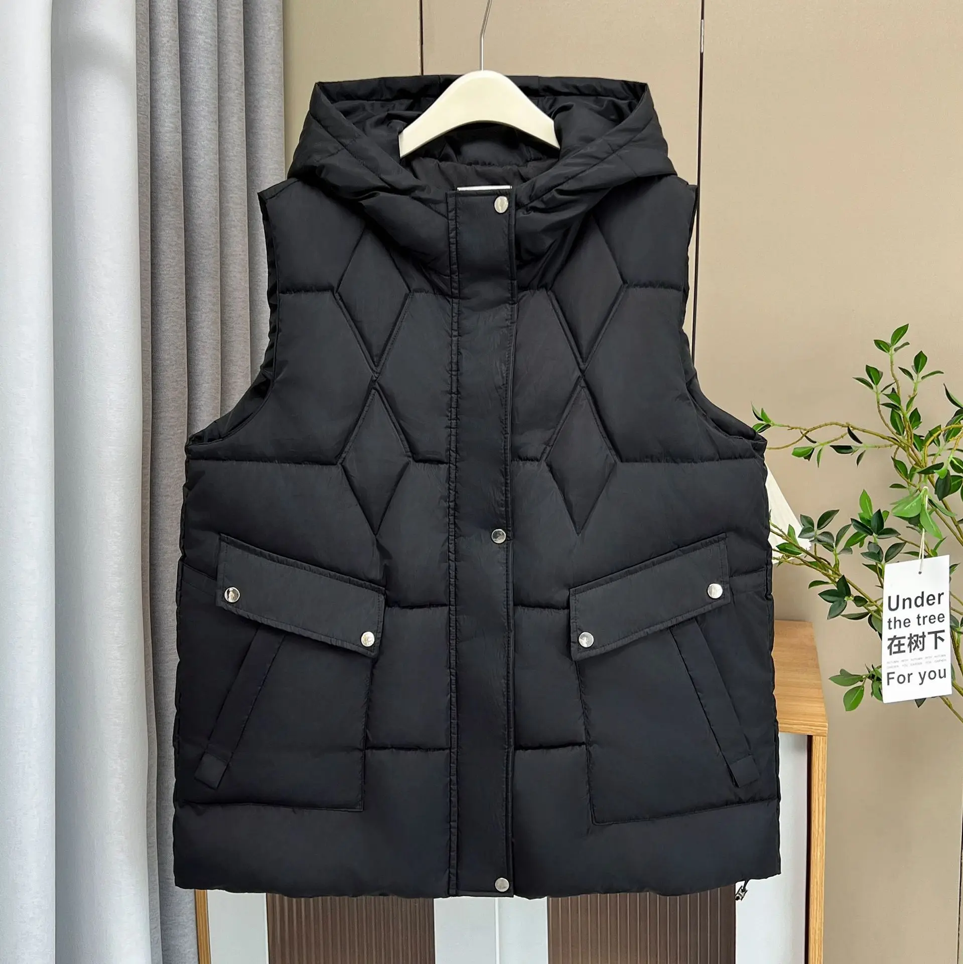 Plus Size Women Winter Parka Loose Thickening Hooded Cotton-Padded Warm Sleeveless Vest 2427