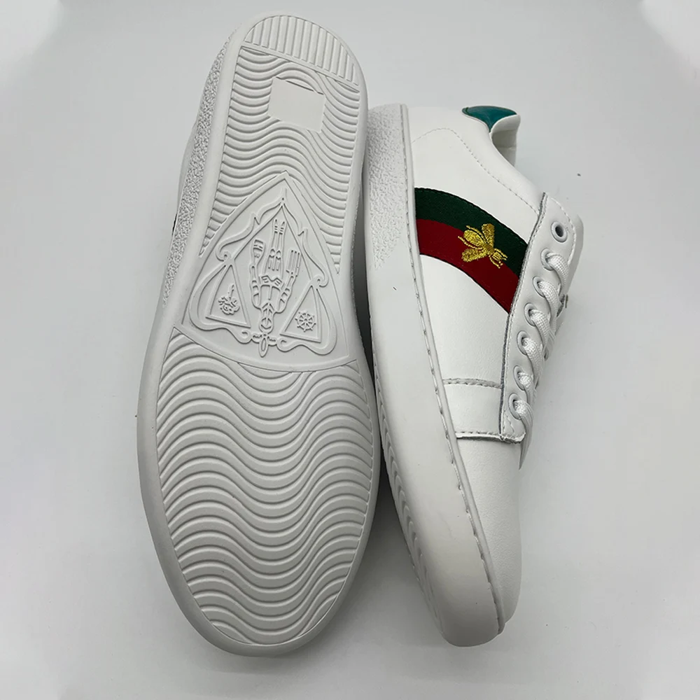

Walking Shoes Men White Flat Comfortable Leather Lace-up Casual Skate Shoes Luxury Design High Quality Original Sneakers Man