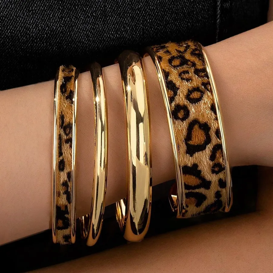 

Y2K Sweet Cool Leopard Print Bracelet Set, Smooth Stackable Bangles, Streetwear Trendy Minimalist Jewelry