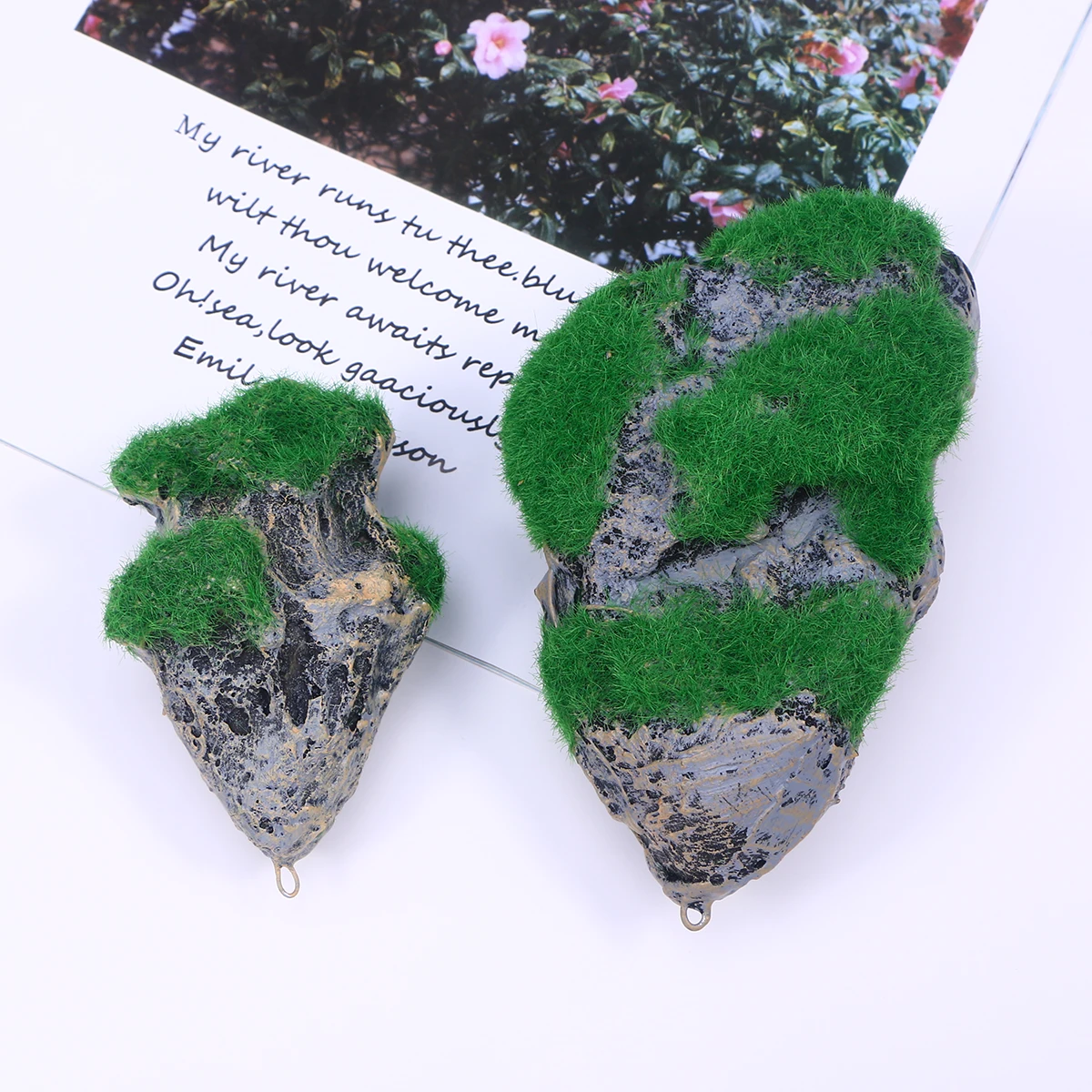 

1Pcs Realistic Suspended Artificial Stone Decor for Aquariums Creates Cinematic Underwater Scene Floating Pumice Effect Size S