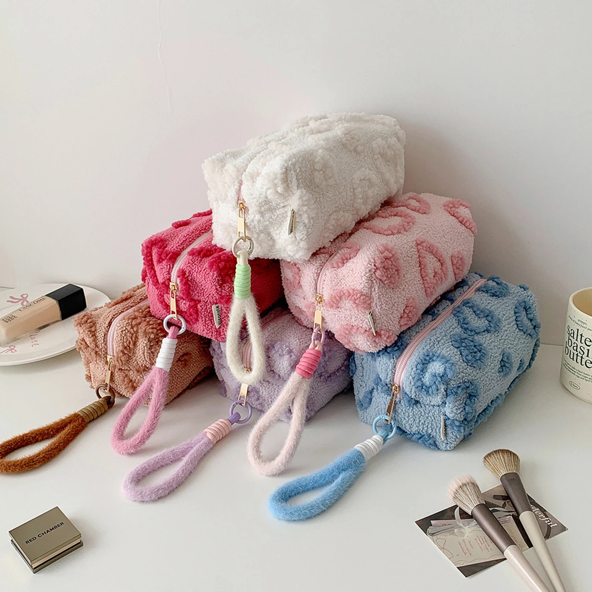 Cute Plush Pencil Case Soft Fluffy Heart Pattern Zipper Pen Bag With Wristlet For Teens Students School Travel Makeup Storage