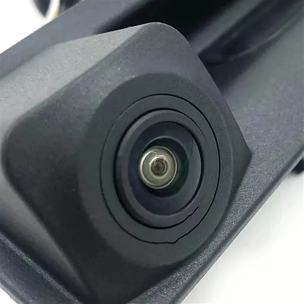 

Durable Car Rear View Camera with Handle for Great Wall Haval H6