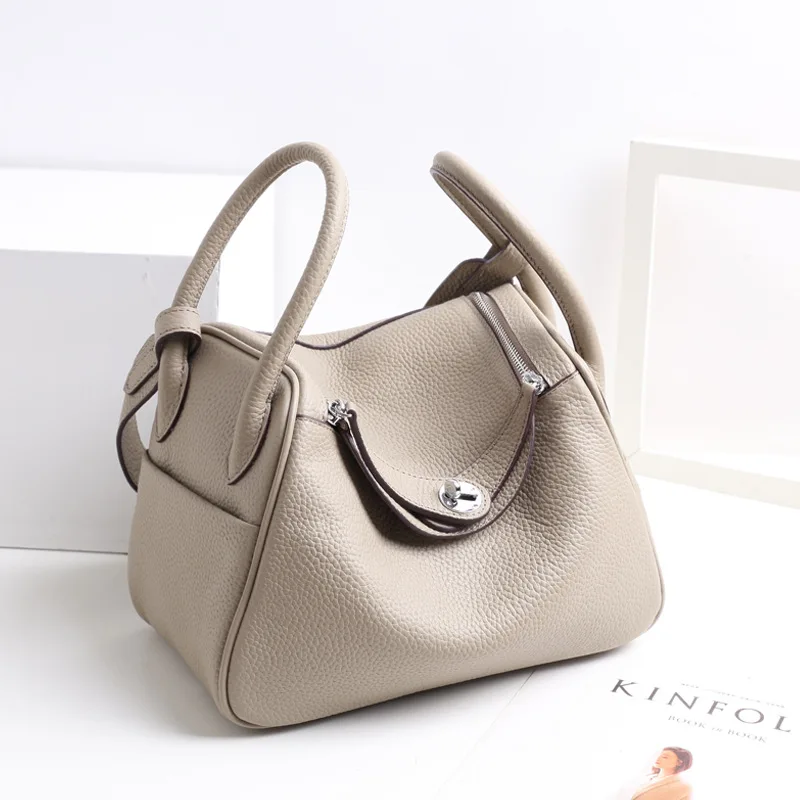 

2023 High Quality Top Layer Cowhide Pillow Bag Fashion Soft Leather Shoulder Handbag Large Capacity Medicine Case Bag FOR WOMEN