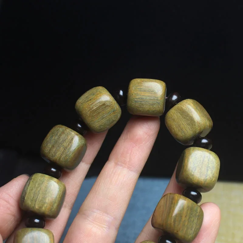 Green sandalwood square square hand string 1.5 wooden handicraft Buddha beads beads men's bracelet manufacturer