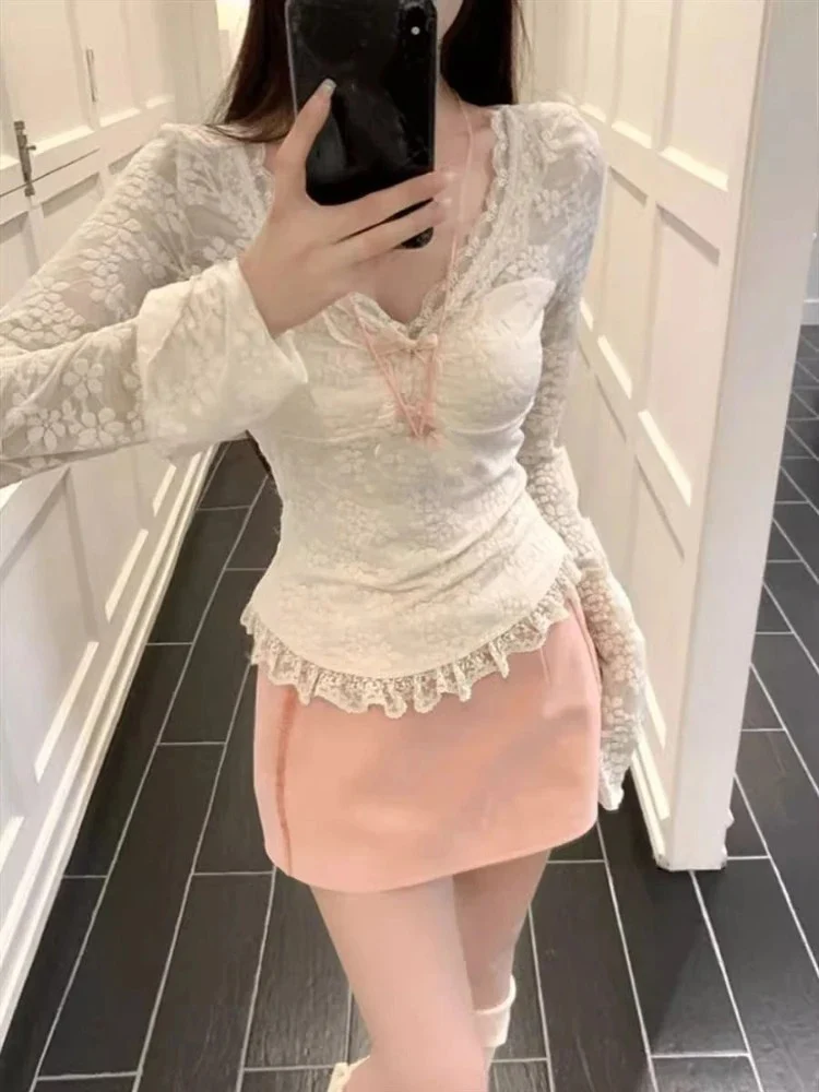 بلوزات جاكار من الدانتيل ملابس نسائية مثيرة سترة على شكل حرف v قمصان بأكمام طويلة مكشكشة قطع علوية قصيرة حلوة 2025 Blusas Mujer De Moda #1