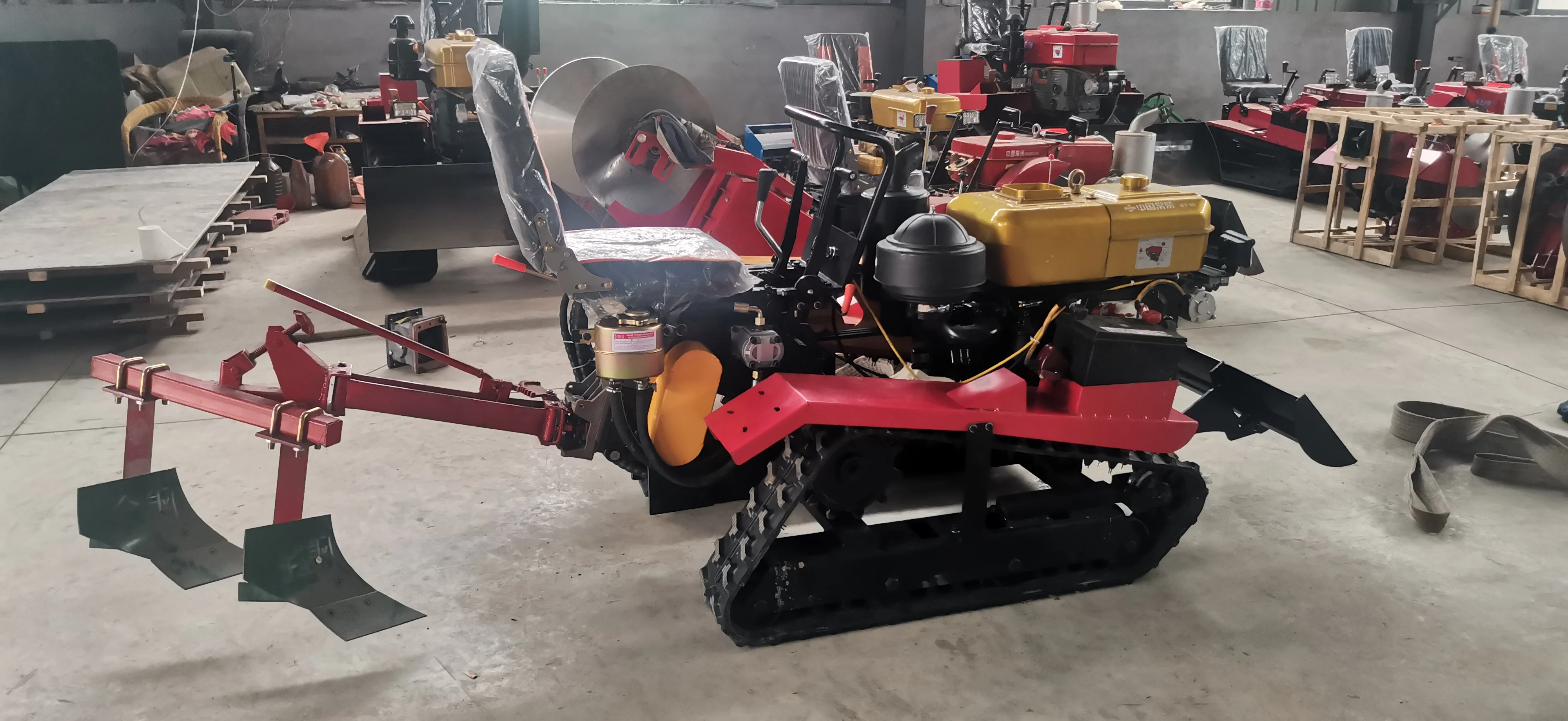 25 Hp Micro Rotary Power Plowing Crawler Water and Drought Tiller Diesel Engine Mini Rotary Tiller Parts Wholesale for Sales