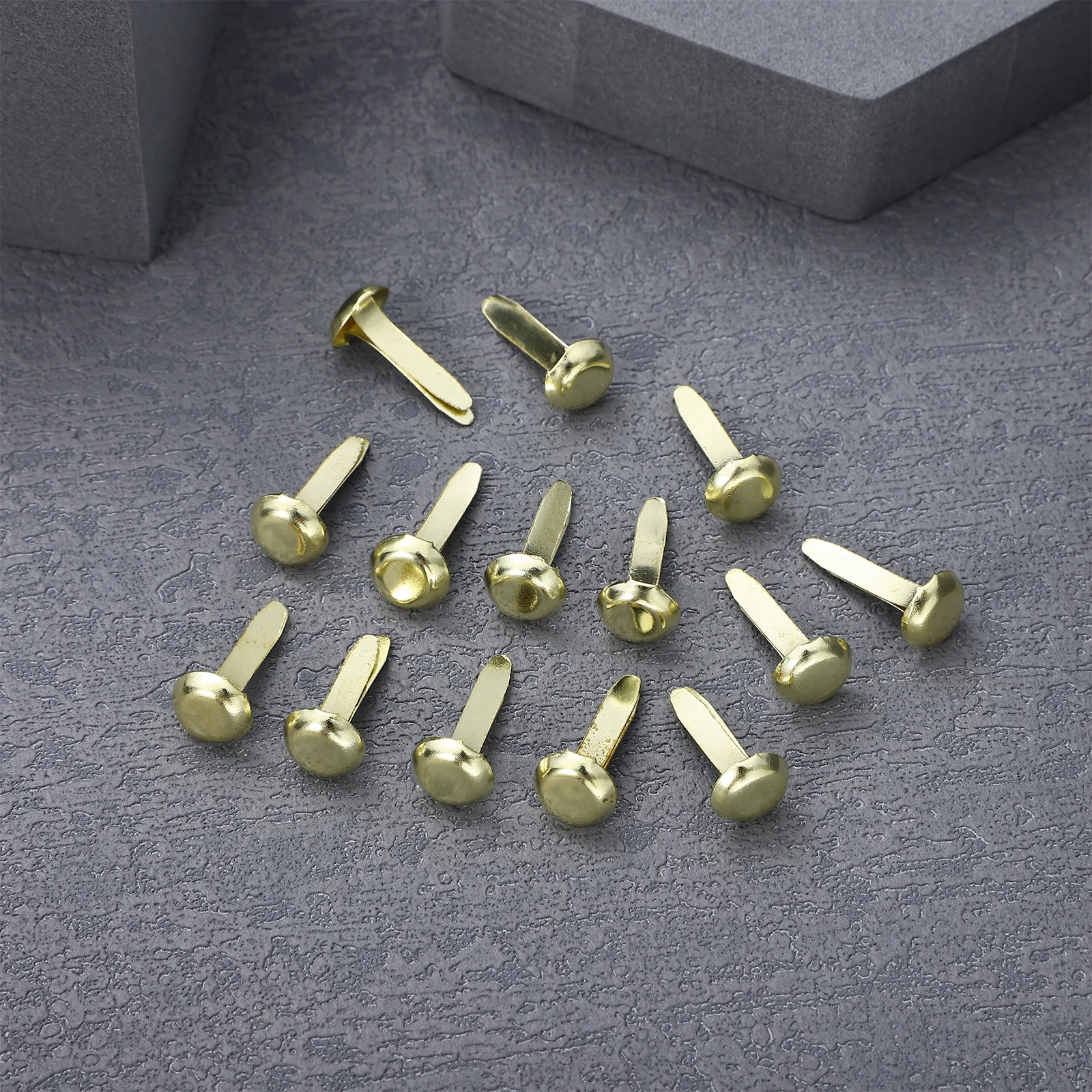 

300 Pcs Brads Clips Metal Fasteners Iron Round Head Brads Nailer Pins Craft Projects DIY Tools Office Supplies