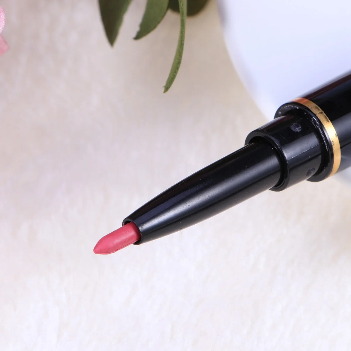 أحمر شفاه غير لامع بطانة شفاه مزدوجة الأطراف يدوم طويلاً كوب غير لاصق حريري ناعم لون نقي سهل الاستخدام بلسم شفاه عالي العرض #6