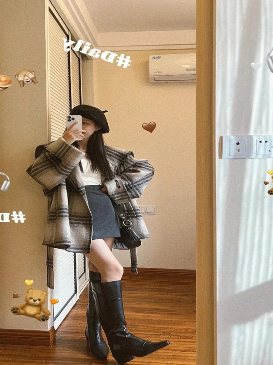 

New 2025 Korean Plaid Woolen Coat Women's Autumn Winter Waist-Cinching Cloak Color Block Mid-Three-Piece Set Fashionable Oute...