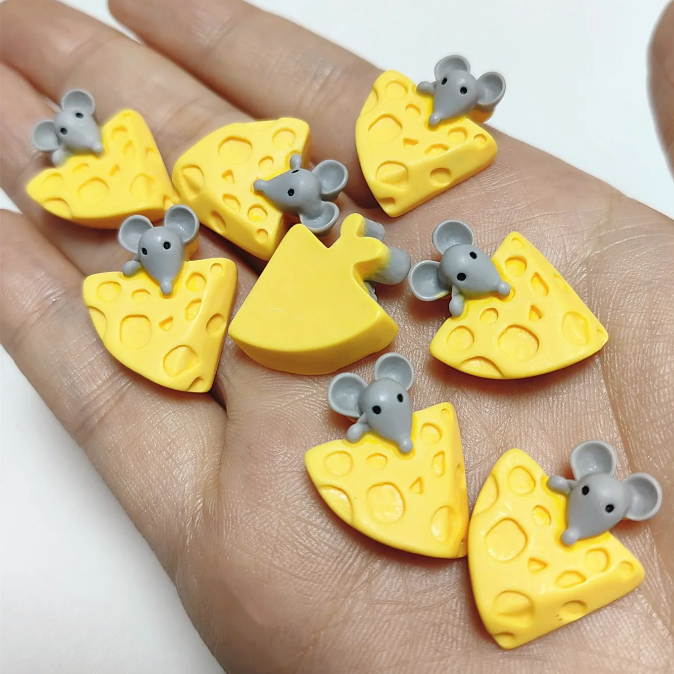 10pcs Simulated Resin Food Cheese Mouse For Ornaments Miniature Models For Dolls\' Kitchen Toys Hair Accessories Decoration
