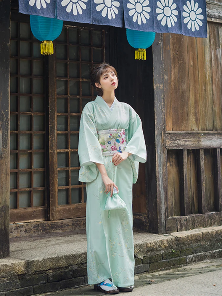 

Women's Yukata Traditional Japan Kimono Robe Photography Dress Cosplay Costume Light Green Color Trees Prints Vintage Clothing