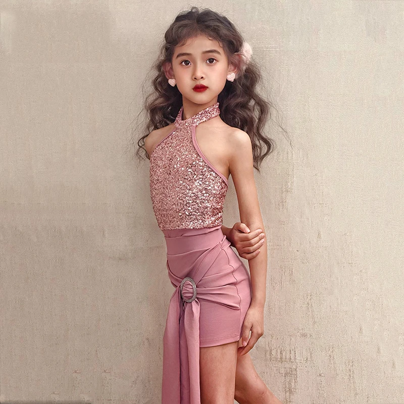 2025 filles vêtements de danse latine rose bleu paillettes hauts jupe été robe sans manches Performance Costume robe de compétition NV23261