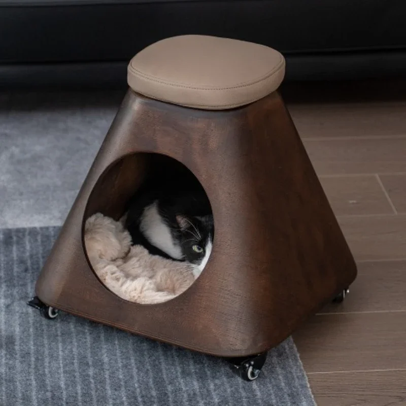 People and pets share cat stools, medieval universal wheel solid wood low stools, light luxury and advanced removable