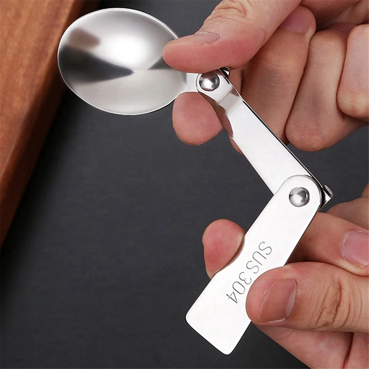 Cuchara plegable de acero inoxidable A71P, cubiertos de viaje al aire libre, cuchara plegable giratoria portátil, tenedor, Mini cuchara pequeña